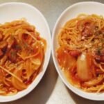 レンジでナポリタンを2人分作った写真です